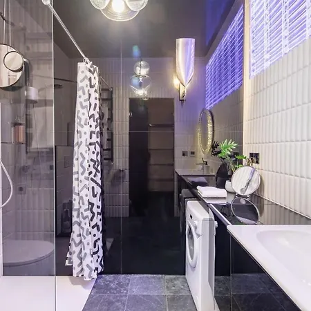 아파트 Unique Design - River View With Balcony 부다페스트