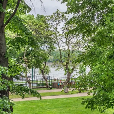 Unique Design - River View With Balcony Διαμέρισμα Βουδαπέστη